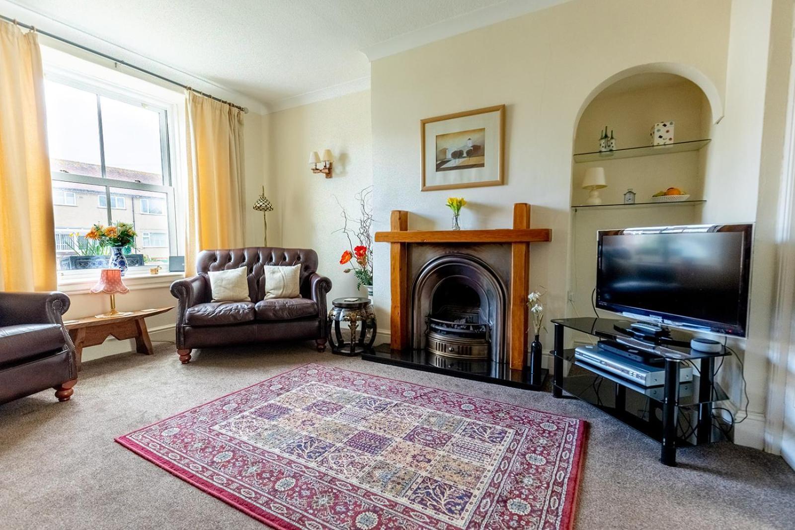 Willow Cottage - Cost 3 Bed Cottage In Penrhyn Bay With Sea Views With Access To Snowdonia Rhôs-on-Sea Exteriör bild